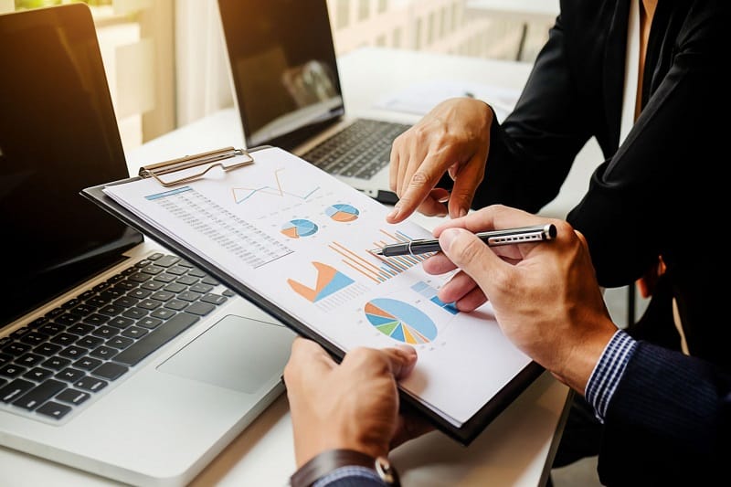 Smart management with Logico