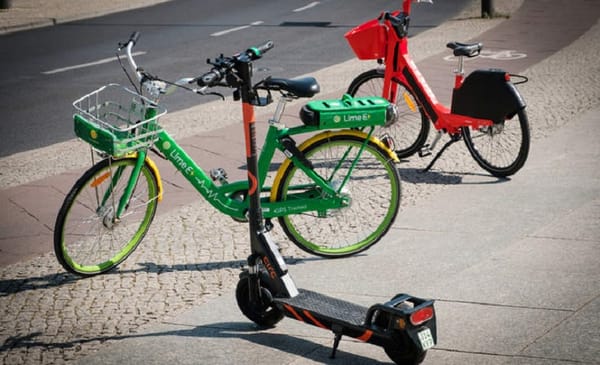 Ryan Muldon's critical perspective on the emergence of technology in urban transportation